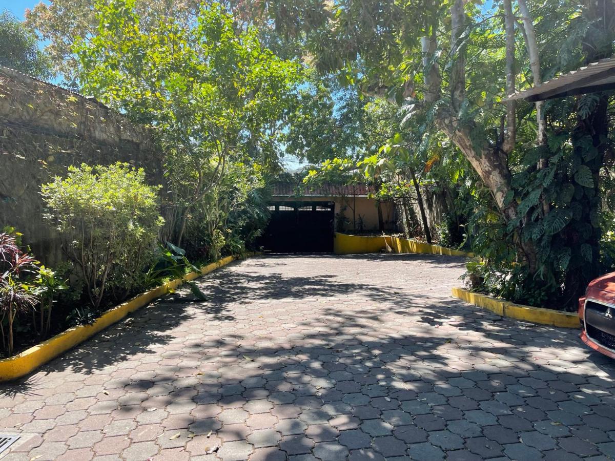Villa Las Flores San Salvador Dış mekan fotoğraf